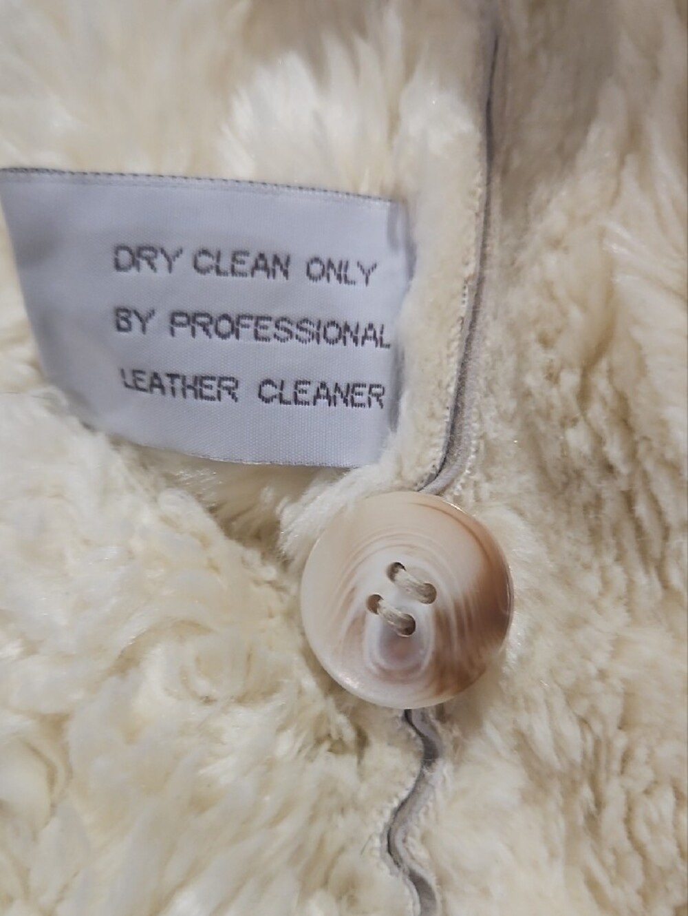 2000's XOXO Taupe Jacket with Cream Genuine Leather Feux Cream Trim - Picture 5 of 5